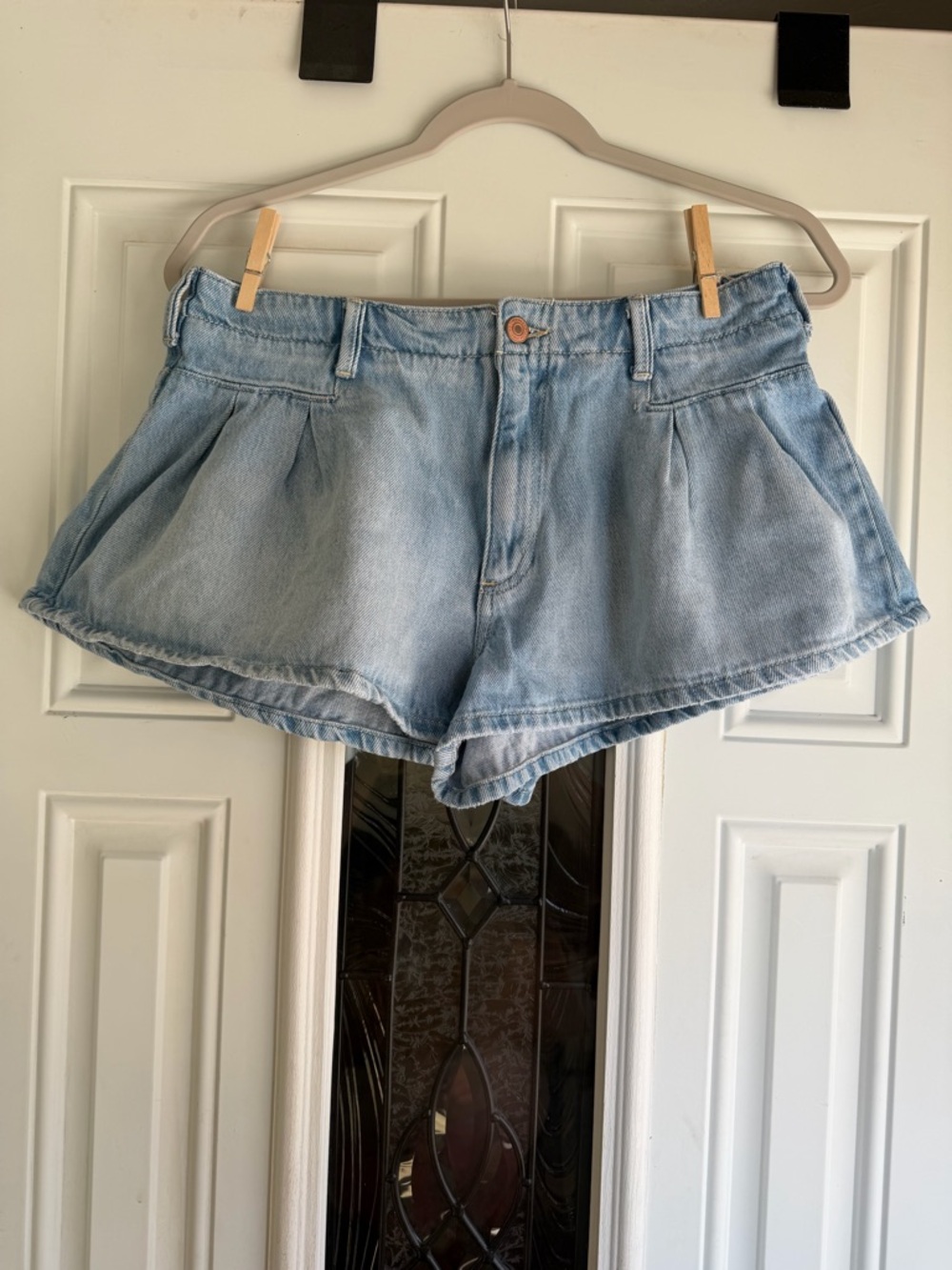 Free Peopke Light Wash Denim Women’s Shorts - Casual mid-Rise with flare leg